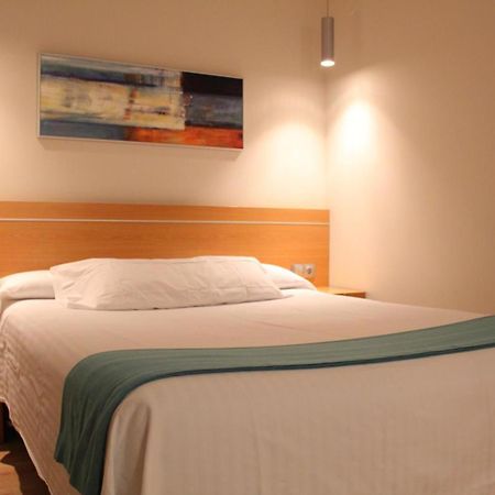 Hostal Aralar Aizoáin Екстериор снимка