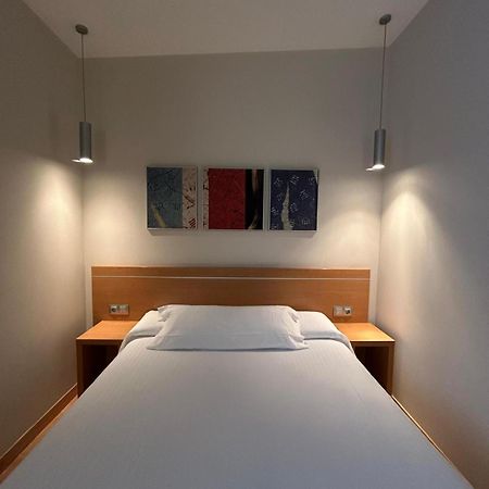 Hostal Aralar Aizoáin Екстериор снимка