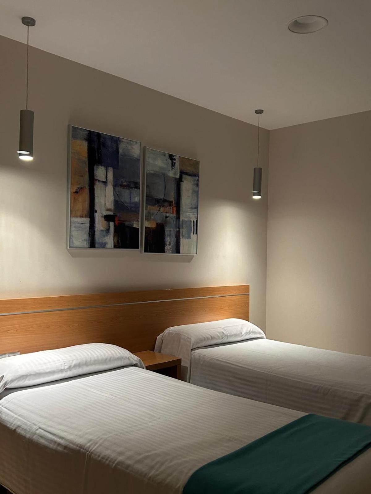 Hostal Aralar Aizoáin Екстериор снимка